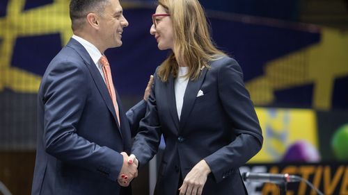 Toate schimbările care intră în vigoare la 1 iulie: scumpiri la carburanți și gaze, salariu minim mai mare, scădere ușoară a ratelor la credite, amenzi la eFactura, impozit de 70% pe venituri neidentificabile