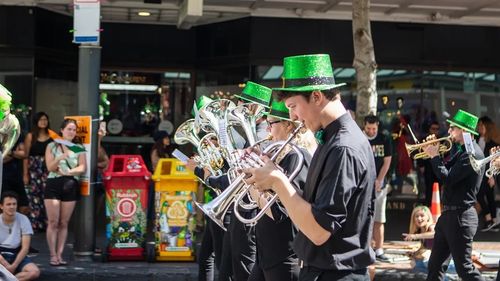Festivităţile de Sfântul Patrick vor fi reluate în Irlanda după doi ani de pauză din cauza pandemiei / Sute de mii de persoane sunt așteptate joi pe străzile din Dublin