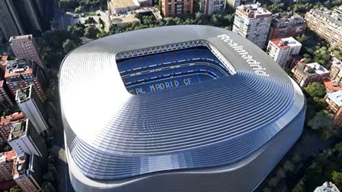 VIDEO Imagini spectaculoase: Santiago Bernabeu se transformă și devine teren de tenis