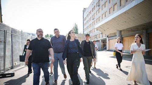 Ministra Oana Țoiu, vizită la Kiev: „România va rămâne în continuare alături de Ucraina, pentru că victoriile lor sunt și victoriile noastre”