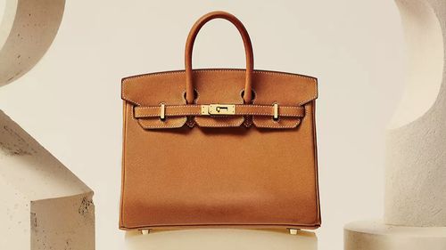 Vietnam scoate la licitație gențile Hermès ale magnatei condamnate pentru fraudă, în încercarea de a recupera miliarde de dolari