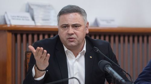 Ministrul Agriculturii dă vina pe „brânza franțuzească și avocado” pentru creșterea deficitului: „Dacă vrem să mâncăm avocado și nu vrem să mâncăm roșii și brânză de la țăranii români, sigur că balanța comercială va crește”