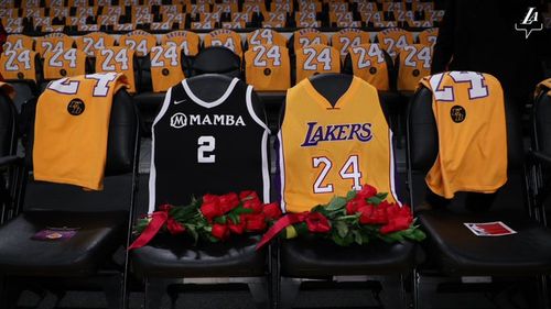 VIDEO Discursul emoționant al lui LeBron James din timpul comemorării legendarului baschetbalist Kobe Bryant pe Staples Center.
