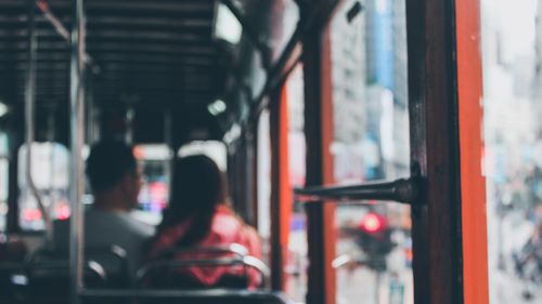 Primăria Brașov vrea să returneze 15 autobuze second-hand /  Primar: ”Unul dintre autobuze a mers 100 de kilometri, apoi s-a stricat. Zilnic sunt funcționale 6 sau 7” / Au fost aduse din Viena și au 500.000 kilometri parcurși