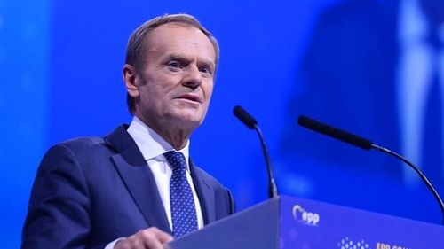 Tusk anunță că Polonia va adera la Parchetul European