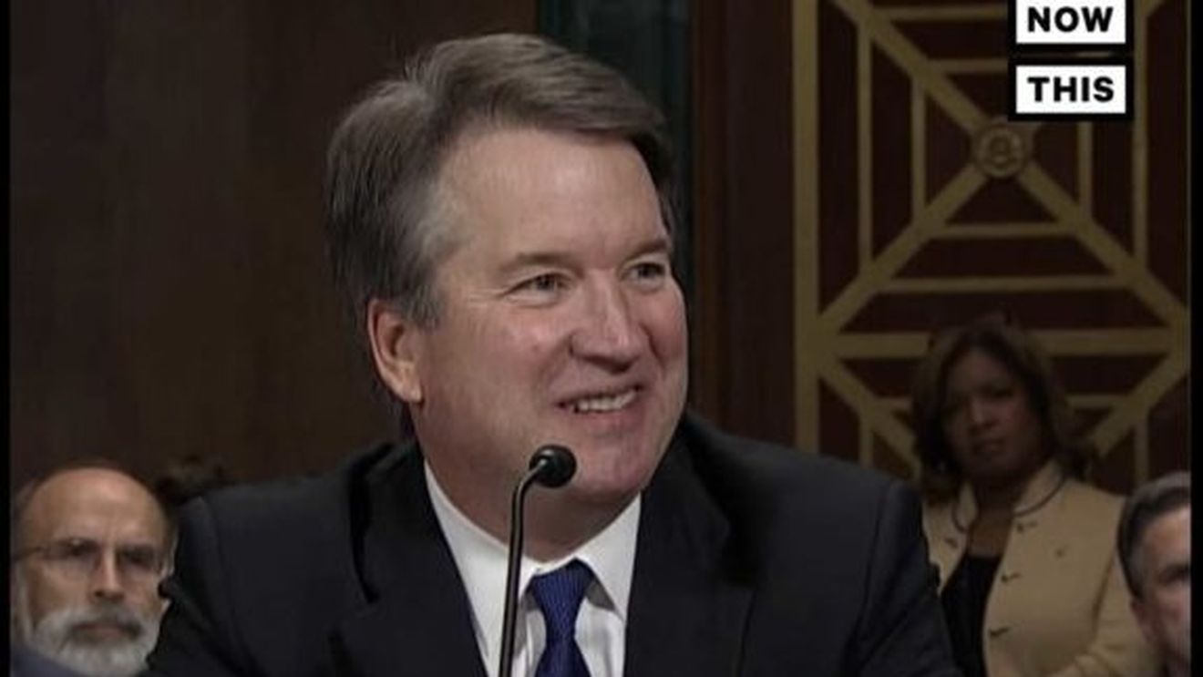 Acuzat de agresiuni sexuale, Brett Kavanaugh, candidatul propus de Trump pentru postul de judecător al Curții Supreme a SUA, a primit vot favorabil în Comisia Juridică a Senatului