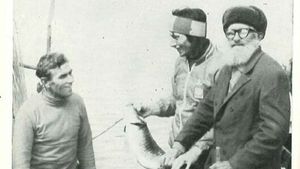 VIDEO A fost lansat site-ul biografic al lui Ivan Patzaichin, legendarul campion român la caiac canoe/ Fotografii din copilărie și clipuri memorabile ale ”Campionului cu pagaia ruptă”