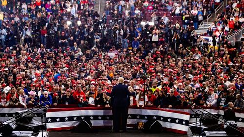 Trump se prăbușește în sondaje. Va anula republicanul alegerile din noiembrie?