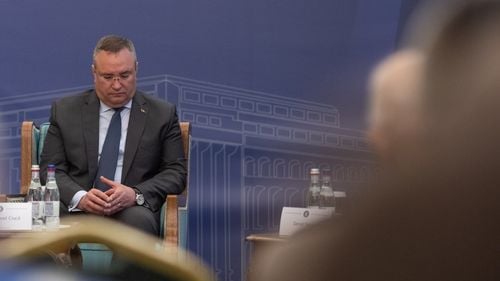 Ciucă, după reţinerea lui Piţurcă şi a directorului Romarm: Am cerut instituţiilor să pună la dispoziţie documentele necesare pentru derularea cercetării penale, astfel încât cei responsabili şi toţi cei care încalcă legea să plătească