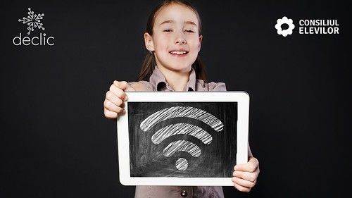 Laptopuri pentru toți elevii – cerute de comunitatea Declic și Consiliul Național al Elevilor, într-o petiție adresată ministrului educației și premierului Orban