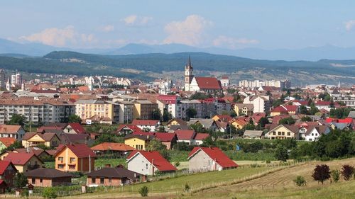 Primele orașe în care va fi obligatoriu certificatul verde: Satu Mare, Bistrița, Băile Govora, Vișeu de Sus, Solca / Mai multe localități din jurul Bucureștiului vor trebui să impună noile măsuri