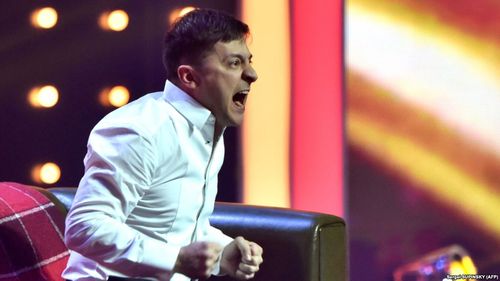 VIDEO Actorul de comedie Volodimir Zelensky este noul președinte ales al Ucrainei. A câștigat alegerile cu 73% din voturi în competiția cu Petro Poroșenko