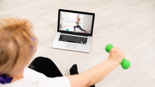 Cele mai bune 12 alimente pentru o viață lungă, potrivit experților în longevitate / Legumele crucifere și fructele de pădure nu lipsesc din listă