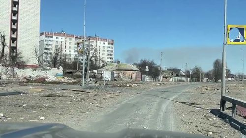 Orașul Cernihiv, înconjurat de forțele ruse/ Civilii sunt imposibil de evacuat, susține primarul Vladislav Atroşenko