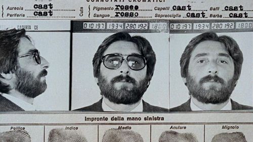 Un lider al mafiei napoletane a devenit colaborator al justiţiei după 26 de ani de închisoare / ”Sandokan” era văzut drept unul dintre cei mai bogaţi şi mai cruzi criminali din Europa în anii 90
