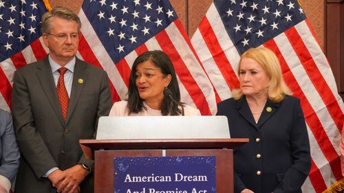 Lidera democraţilor progresişti din Congresul SUA se scuză după ce a spus despre Israel că e un stat rasist: „Cred în schimb că guvernul de extremă dreapta Netanyahu s-a angajat în politici discriminatorii şi făţiş rasiste”