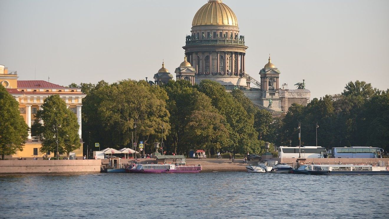 Sankt Petersburg, al doilea oraş ca mărime din Rusia, impune paşaportul sanitar