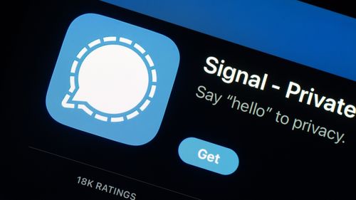 Casa Albă dă vina pe funcția de autocompletare a contactelor de pe iPhone în scandalul Signalgate