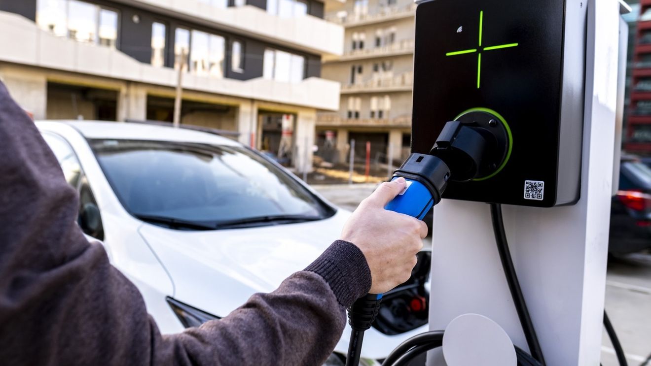 Polonia a lansat un program de subvenții pentru achiziționarea de mașini electrice
