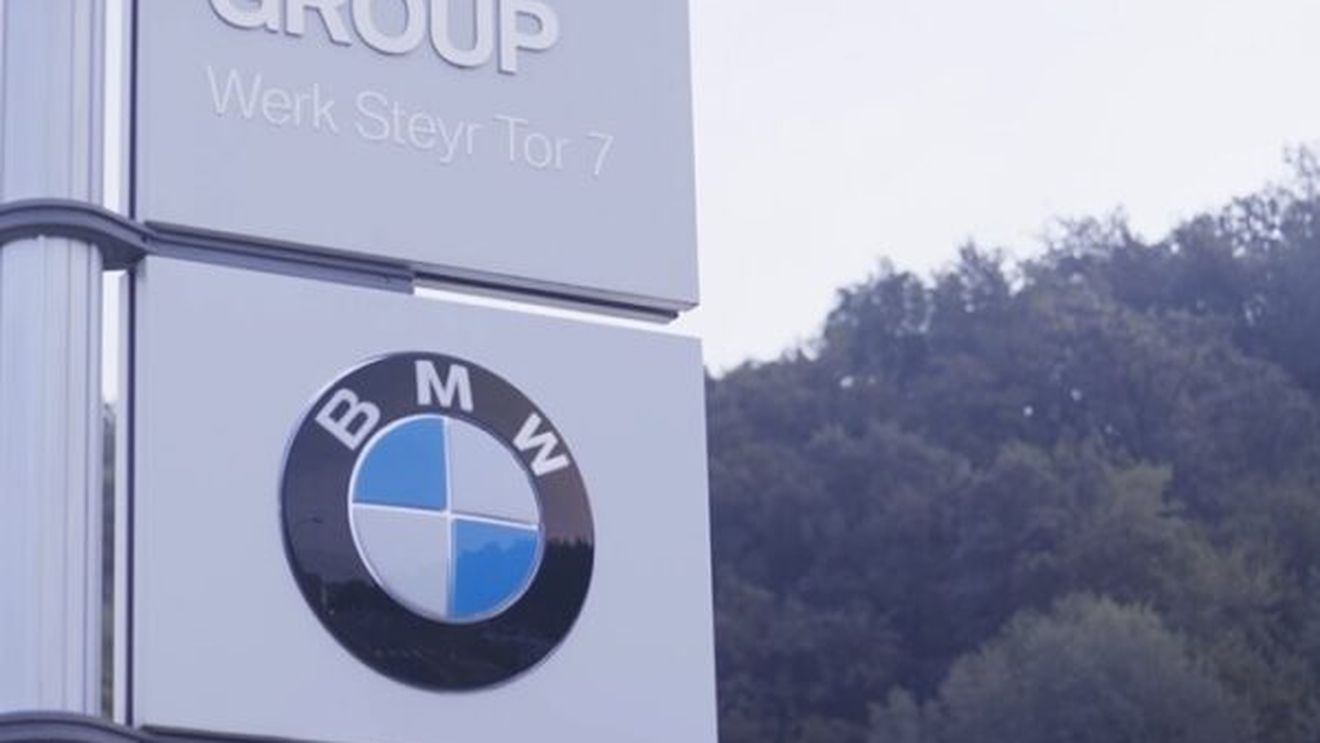 BMW va începe luna viitoare să producă automobile electrice iX3 la uzina din Debrecen / Producătorul chinez BYD construiește și el o uzină de asamblare în Ungaria