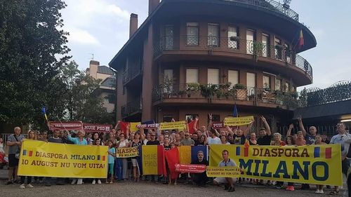 Românii din Italia anunță protest la Milano împotriva ”guvernului trădării naționale”. Se cere justiție independentă și demisia președintelui Iohannis