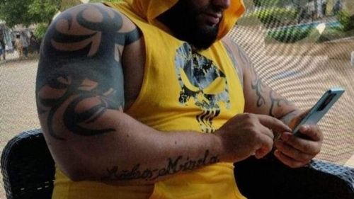 A fost reținut liderul unei bande interlope, Ungureanu Mihai, care opera în Franța dar și în Bacău / Gruparea cunoscută sub denumirea „Scorpionii” se ocupa cu alba-neagra și multiple alte ilegalități