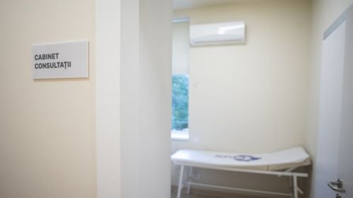 Ambasada Olandei: Două asistente de la centrul Prinses Máxima vor ajuta la mutarea și instalarea secției de oncologie pediatrică în spitalul construit din donații / Felicitări „Dăruiește Viață” pentru acest rezultat uriaș!