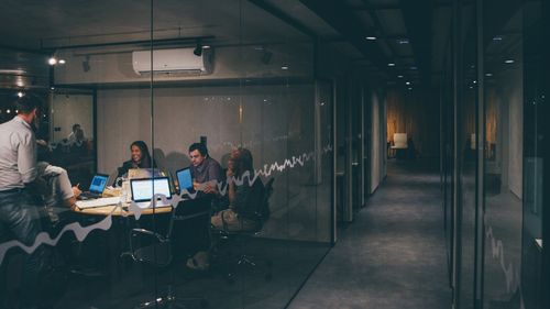 ANALIZĂ Doi ani de război: Peste 775 de companii ucrainene au intrat pe piața din România, de la invazia Rusiei, din care 746 sunt încă în funcțiune / Harta companiilor ucrainene în țara noastră: Bucureștiul, pe primul loc, urmat de Constanța și Brașov