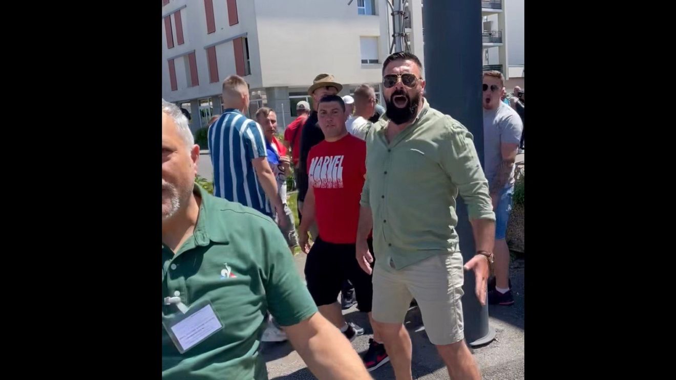 VIDEO Cum se manifestează simpatizanții AUR din diaspora / Reprezentant USR: Am fost lovit, scuipat, înjurat