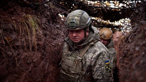 Ucraina cere UE să-i furnizeze armament defensiv în al 25-lea ceas