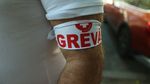 Greva generală din sănătate nu e generală: Doar o parte din sindicaliștii de la Federația Sanitas au protestat. În multe spitale nimeni nu a întrerupt lucrul / Sindicaliștii de la „Solidaritatea Sanitară” nu sunt în grevă, spun că veniturile majorității angajaților vor crește prin legea salarizării, dar negociază unele puncte