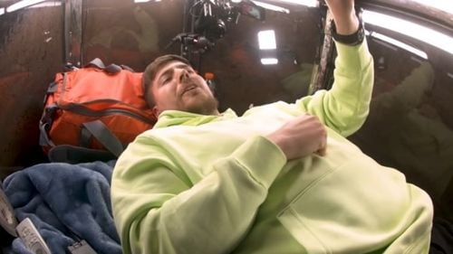 VIDEO Cel mai vizionat clip de pe YouTube în 2021: I Spent 50 Hours Buried Alive