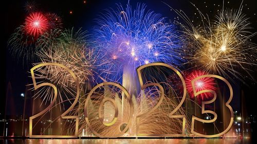 G4Media vă urează un An Nou fericit! 2023 să vă împlinească mai multe dorințe, să vă țină sănătoși și încrezători, să avem pace! La mulți ani!