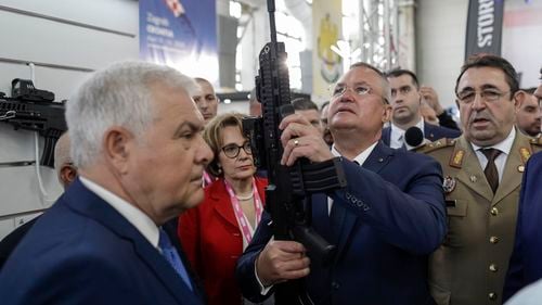 Ciucă: Dacă mă năşteam 100 km „mai încolo”, acum aş fi fost pe front. Războiul naval se schimbă rapid