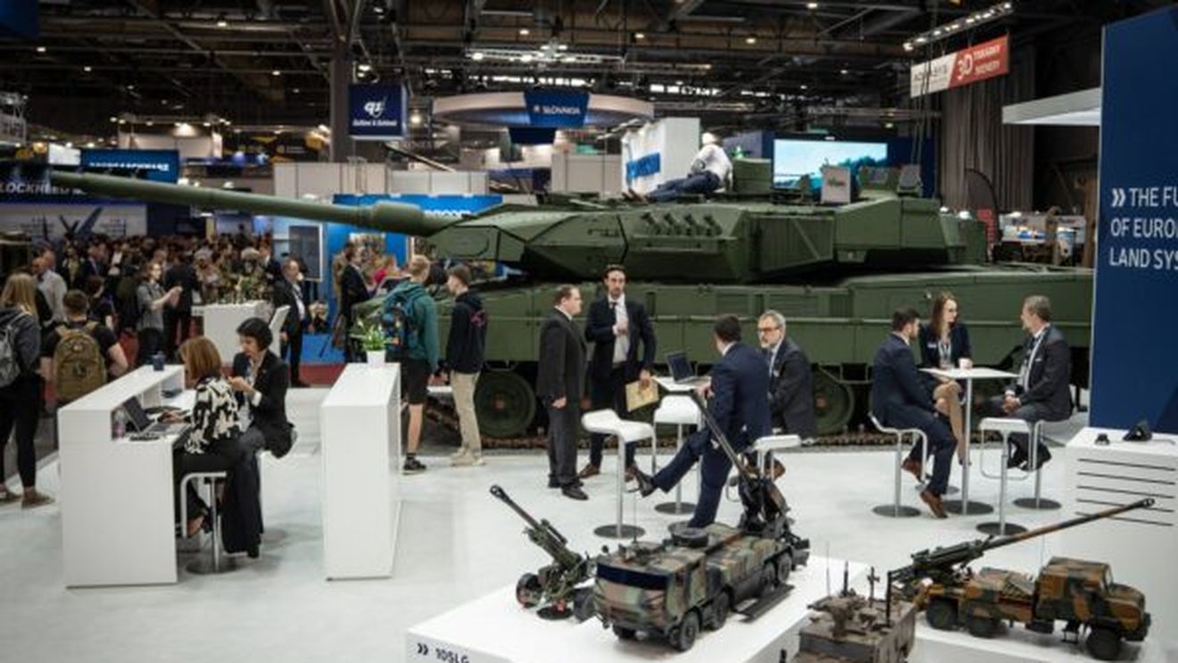 Moşteanu a discutat cu ministrul adjunct al apărării din Ucraina despre oportunităţile de cooperare în domeniul industriei militare