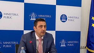 Procurorul General Alex Florenţa, de Ziua Justiţiei: Oamenii au nevoie să vadă că se face justiţie, că legea este aplicată egal şi cu fermitate. În acelaşi timp, încrederea în justiţie presupune şi disponibilitatea societăţii de a asculta