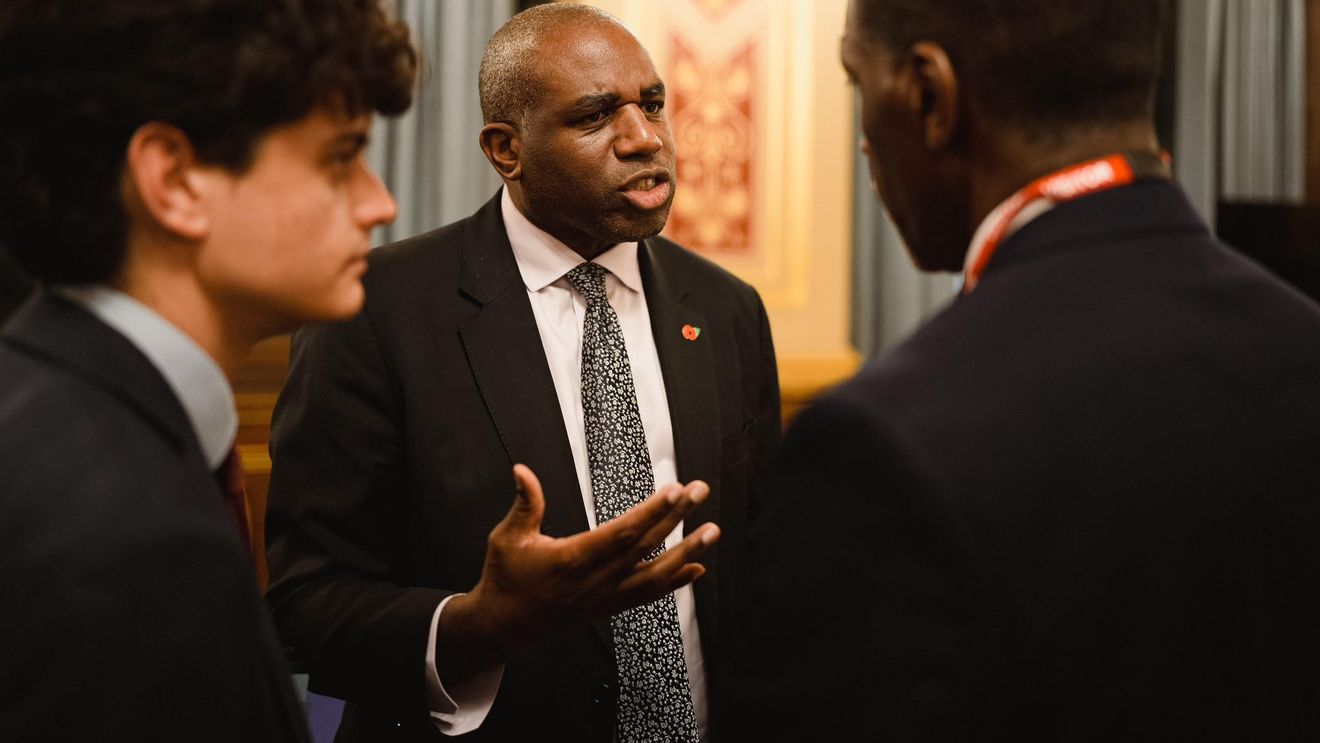 Procesele cu juriu vor fi anulate în Anglia, cu excepția cazurilor de omor și viol