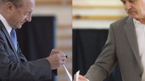 Politicienii nu s-au abținut de la a face campanie electorală în prima zi a referendumului / Dragnea și Băsescu au rămas cu mâinile întinse în secția de votare după ce unii membri au refuzat să îi salute (Video)