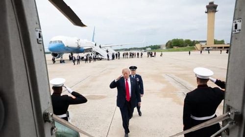 SUA s-au retras din acordul nuclear cu Iranul. Cum interpretăm anunţul lui Trump?