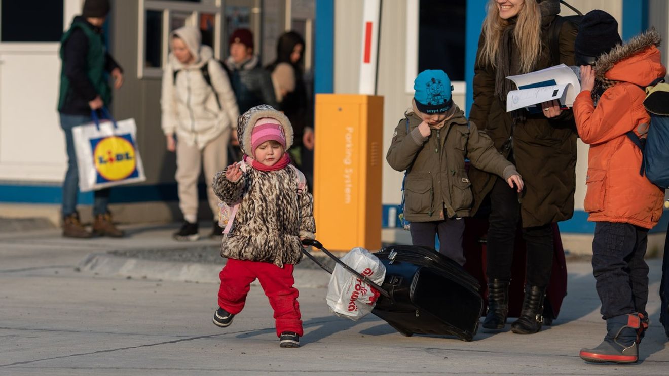 Avioane sub controlul lui Putin, folosite pentru a deporta copii ucraineni, arată un raport al Yale School of Public Health