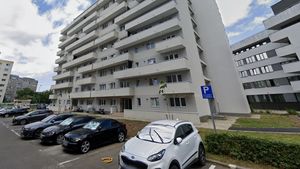 A durat aproape un deceniu să se ridice un bloc ANL în Brașov / Trebuie reautorizat, după ce au dispărut două apartamente și a apărut un penthouse