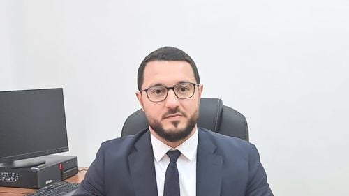 Cine este noua propunere pentru șefia DNA Constanța: Mihai Stanciu, șeful Parchetului Judecătoriei, fără dosare relevante, apropiat de procurori controversați și cu doctorat pe siguranță națională la Academia ”Alexandru Ioan Cuza”/ Ce avere are