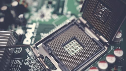 Criza semiconductorilor: O oportunitate pentru piața refurbished (P)