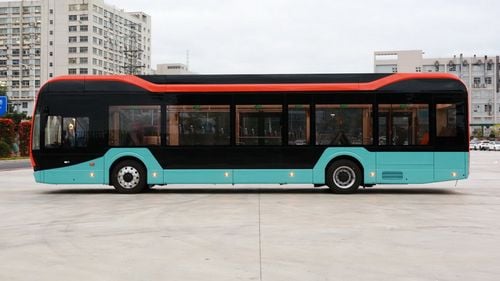 Primele autobuze electrice ar putea circula în Oradea din toamna acestui an / Primăria Oradea a comandat deja 28 de autobuze electrice dintr-un lot total de 30