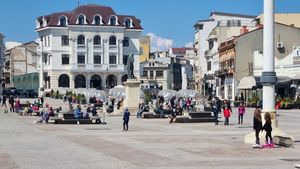 Ești pe litoral în minivacanță? Nu rata un tur ghidat prin trecutul Constanței, cu povești despre greci, armeni, otomani, evrei, germani și bulgari care au conviețuit exemplar timp de secole