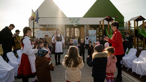 Oficial maghiar: Investiţiile începute în România nu vor rămâne nefinalizate / MAE: Nu există consimțământul pentru derularea unor astfel de programe în România