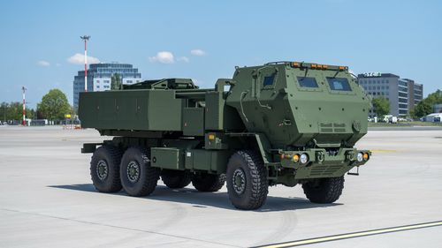 Polonia a primit primul lot de lansatoare de rachete americane HIMARS