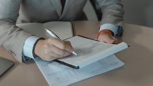 Un consilier al ministrului Transporturilor anunţă că firma care realizează studiul de fezabilitate pentru autostrada A13 Bacău-Braşov a cerut rezilierea contractului