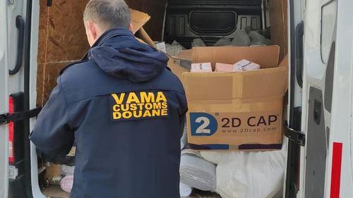 EXCLUSIV Nemulțumire printre vameșii de la granița cu Ucraina / Cei 324 de vameși angajați suplimentar în urmă cu doi ani beneficiază acum de contracte pe perioadă  nedeterminată/ Vameșii mai vechi se plâng că au intrat în sistem pe baza unor concursuri mai dificile, nu cu întrebări despre drapel și imn