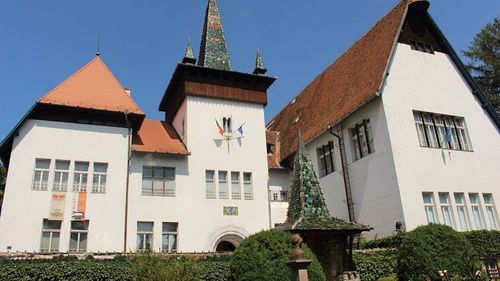 Direcția Județeană de Cultură Covasna acuză lipsa acută de personal / Un singur angajat se ocupă de protejarea patrimoniului cultural național / ”Efectele sunt pierderea valorilor arhitecturale, degradarea sau chiar dispariția monumentelor istorice”